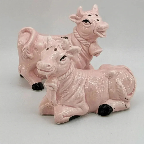 Kenmar Other - Vintage Kenmar Japan Pink Cow Salt & Pepper Shaker Set Kitsch Farmhouse Decor